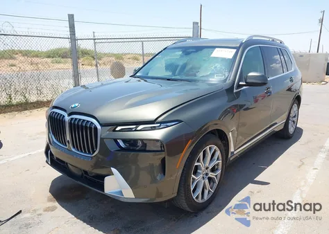 2023 BMW X7 xDrive40I z USA, uszkodzony, nr VIN 5UX23EM07P9R88373